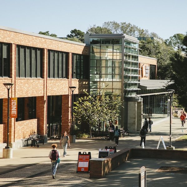 SHSU Receives Favorable Rankings from U.S. News & World Report